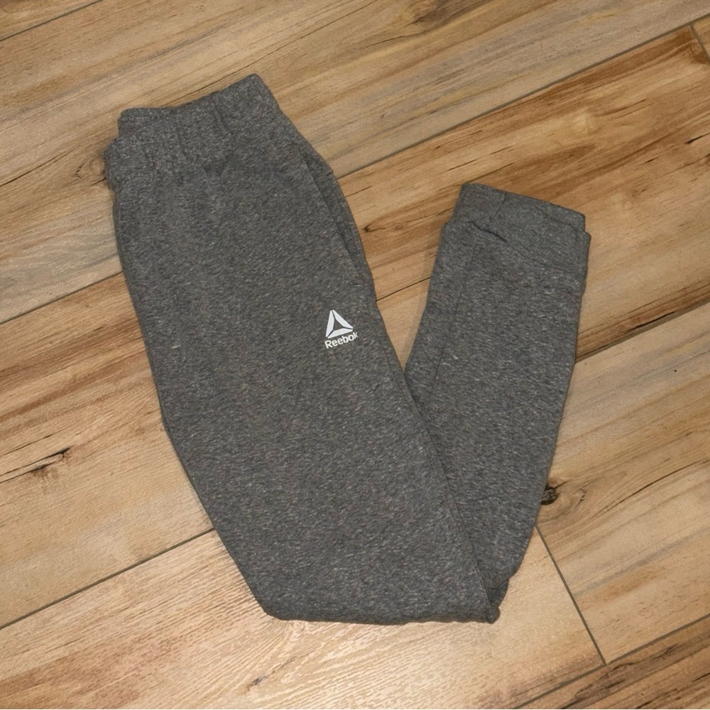 🍍 Reebok Kids Gray Joggers Medium 10/12 Gray Sweatpants 3/$15